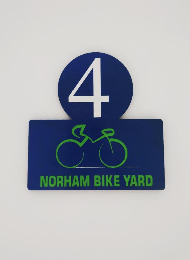Norham Bike Yard Bed & Breakfast Екстериор снимка